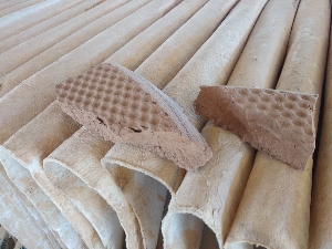 ѹ�˻���β��ѹե��ˮ�ʵ�